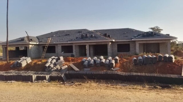 lynbrick construction